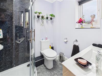 En Suite Shower